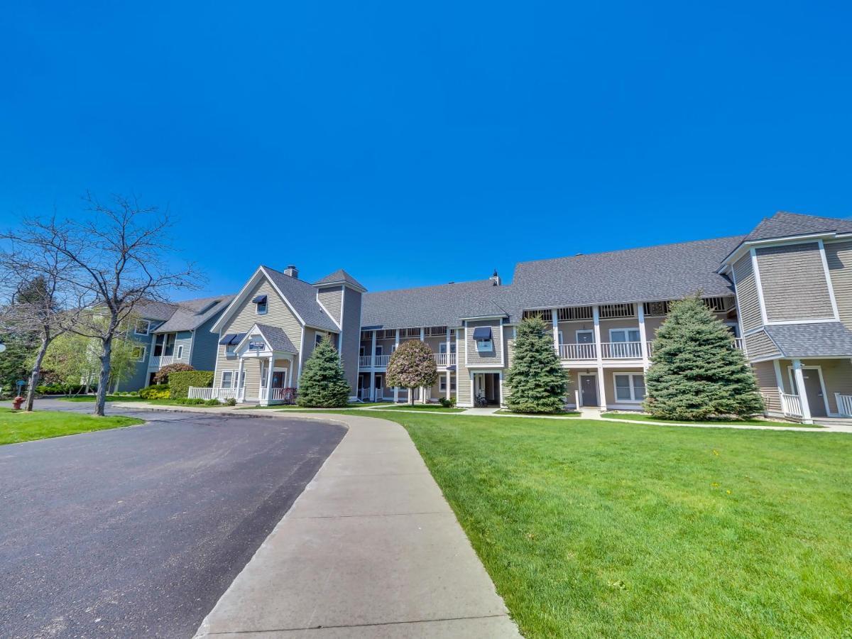 311 Water Street Inn Boyne City Extérieur photo