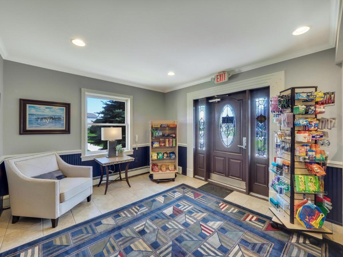 311 Water Street Inn Boyne City Extérieur photo